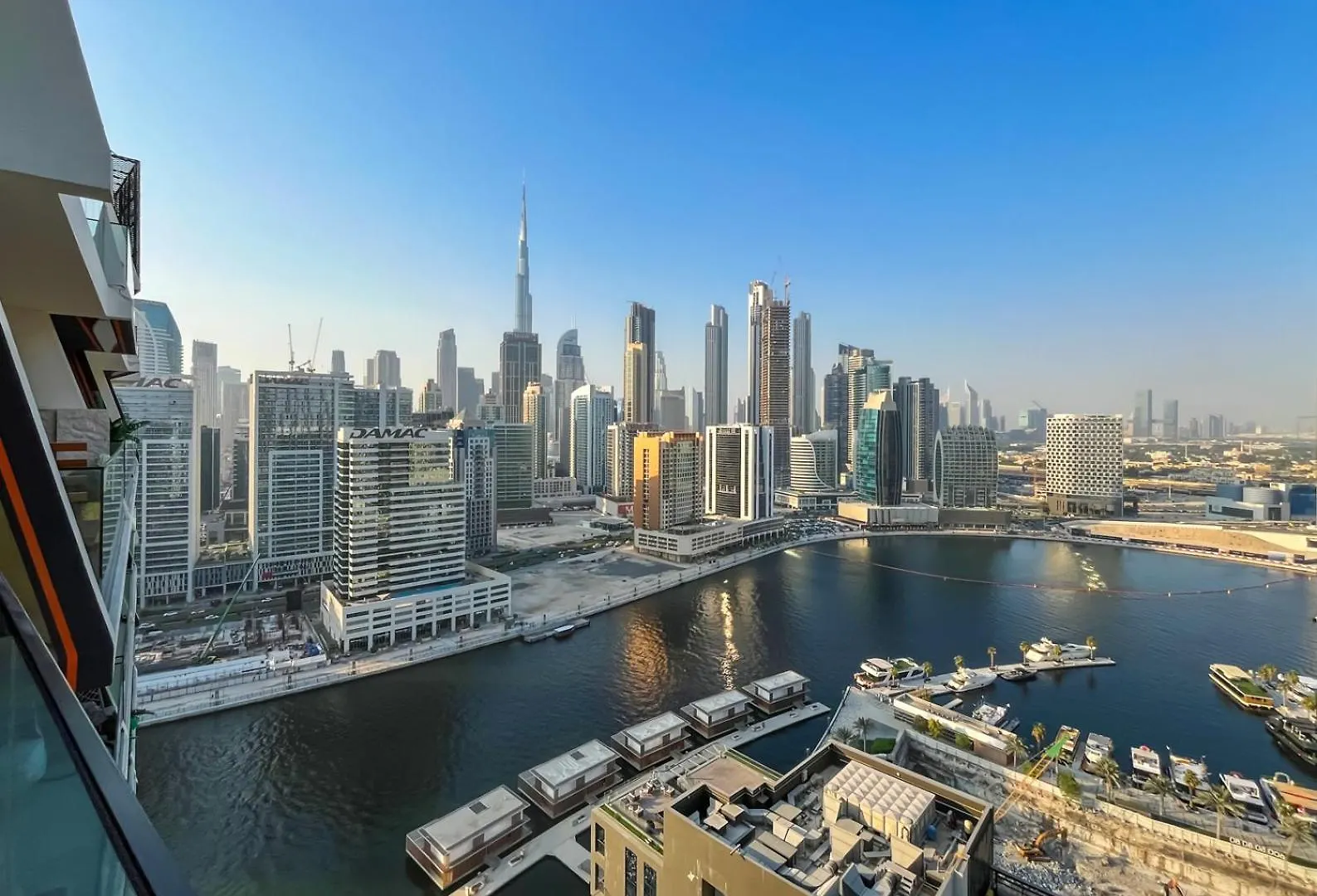 Livbnb-Classy 2B With Jacuzzi & Burjkhalifa View Dubai