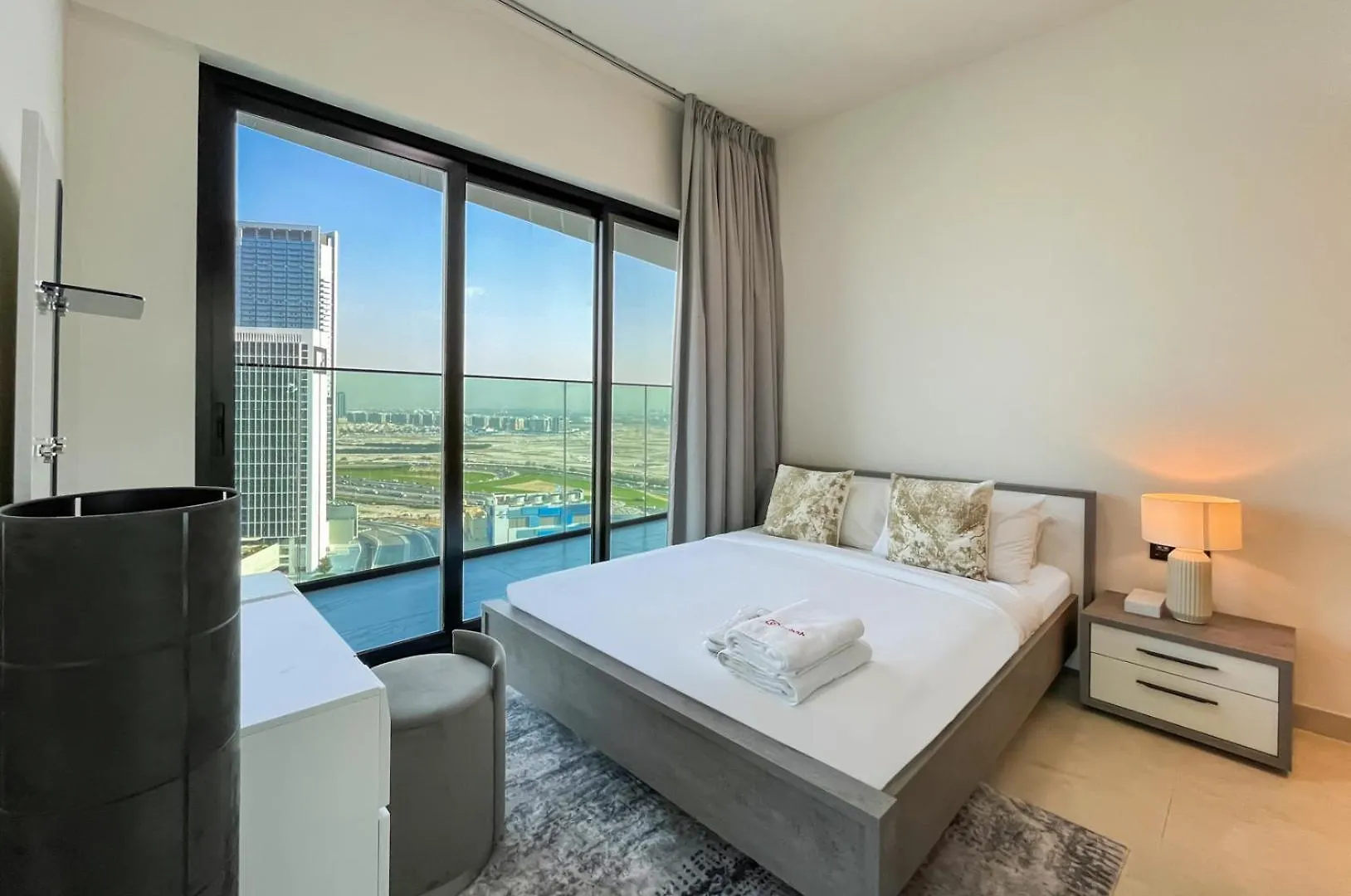 Apartment Livbnb-Classy 2B With Jacuzzi & Burjkhalifa View Dubai