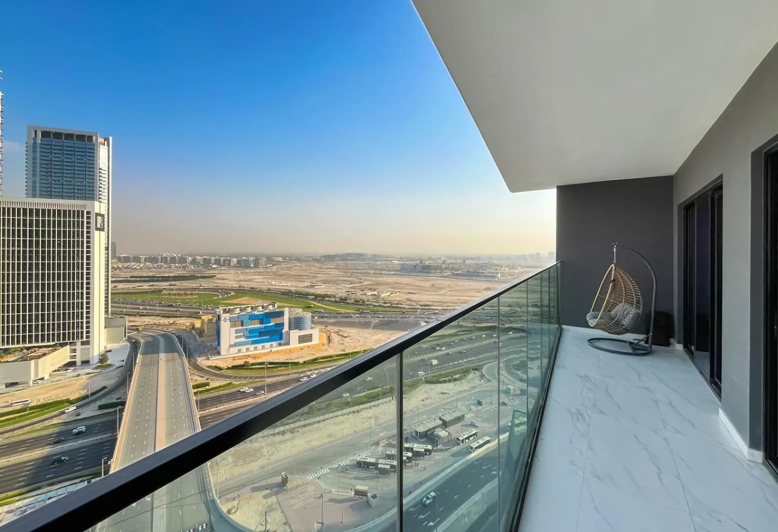 Livbnb-Classy 2B With Jacuzzi & Burjkhalifa View Dubai United Arab Emirates