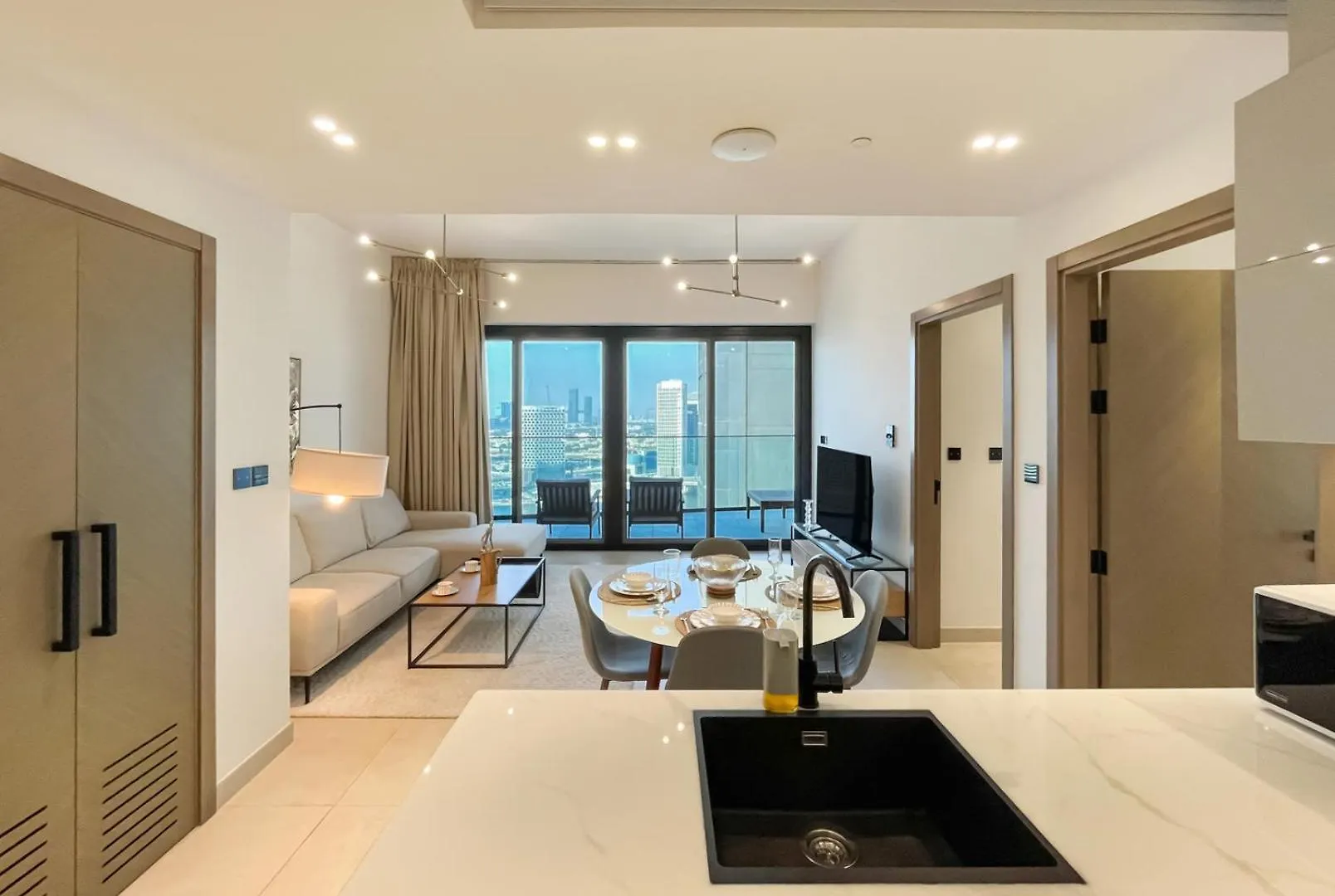 Livbnb-Classy 2B With Jacuzzi & Burjkhalifa View Dubai United Arab Emirates