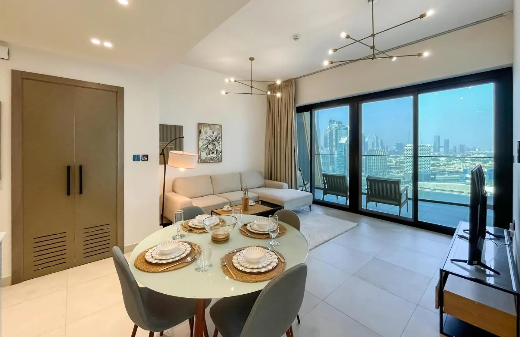 Apartment Livbnb-Classy 2B With Jacuzzi & Burjkhalifa View Dubai