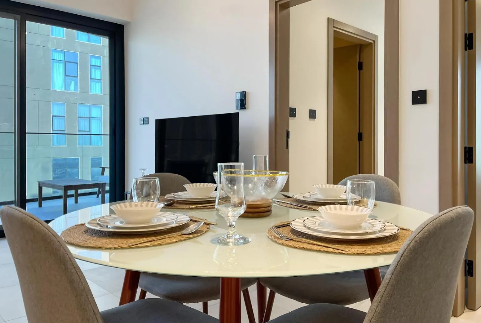 Livbnb-Classy 2B With Jacuzzi & Burjkhalifa View Dubai 0*,  United Arab Emirates